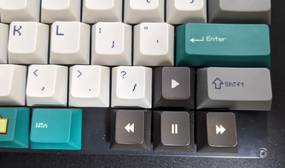 独立した矢印キーの存在